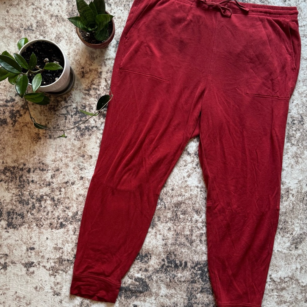 Lou & Grey Radiant Rust Joggers XL